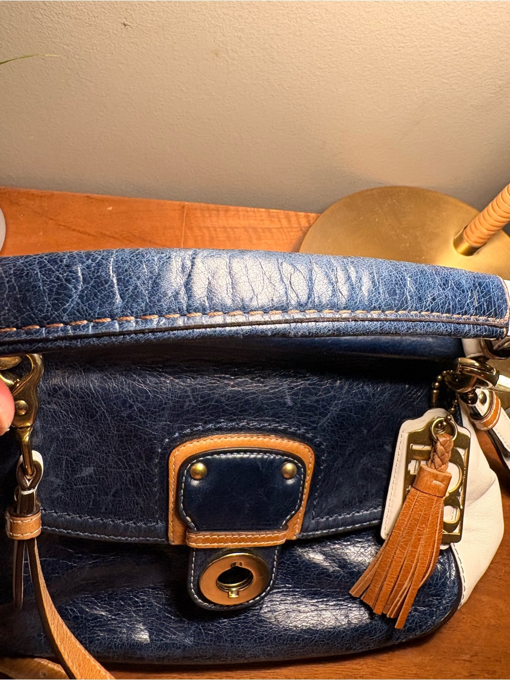 Coach 70th Anniversary Limited Edition Willis Navy and Tan - Shoulder Bag - Picture 13 of 14